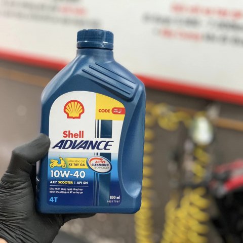 Dầu bán tổng hợp xa tay ga Shell Advance AX7 Scooter 10W-40