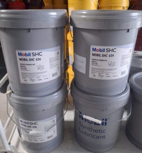 Dầu thủy lực Mobil SHC 525