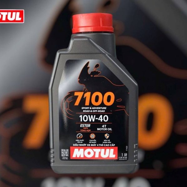 Nhớt Motul 7100 10W40 1L